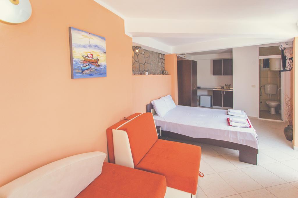 David Apartments And Rooms Dobra Voda Zewnętrze zdjęcie
