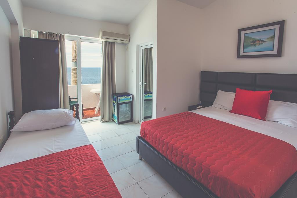 David Apartments And Rooms Dobra Voda Zewnętrze zdjęcie